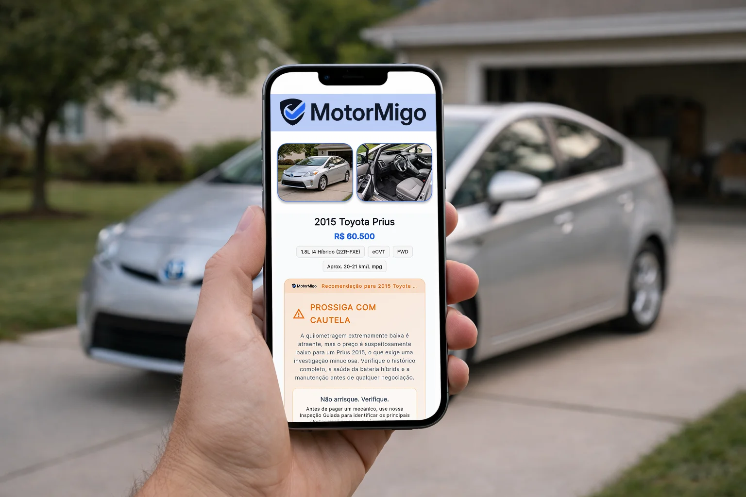 App de checklist de inspeção de carro usado avaliando um anúncio no celular
